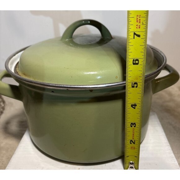 Vintage Avocado Green Enamelware Cooking Pot With Lid 9" Diameter - Picture 9 of 9